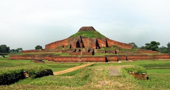 Somapura Mahavihara The most remarkable archaeological site