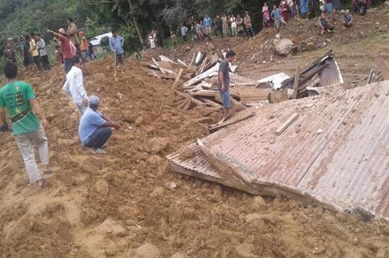 6 dead, dozens missing, in Indian landslide 