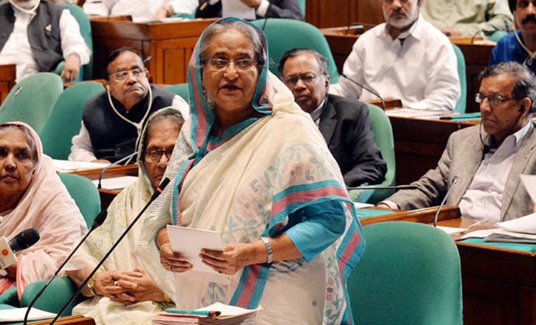 Sheikh Hasina should do an Indira Gandhi