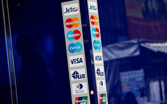 US banks worry of credit card delinquencies