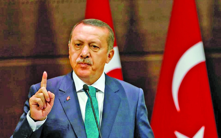Erdogan blames US envoy for diplomatic crisis