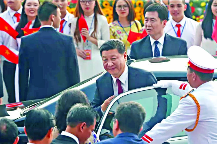 Xi makes state visit to Vietnam