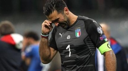 Italy's manager ends career in tears