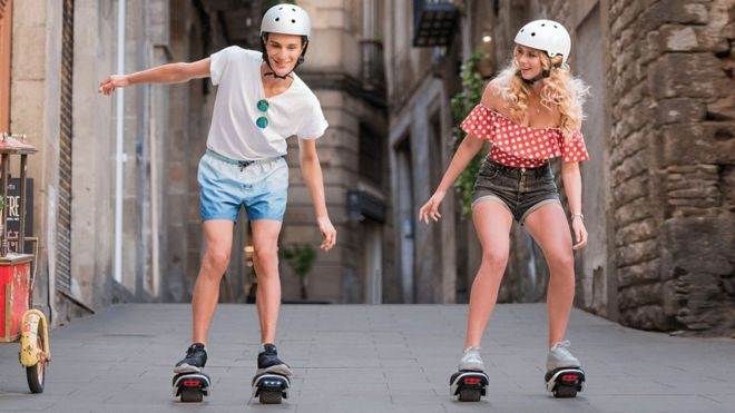 Electric skates face 'hoverboard ban' in UK