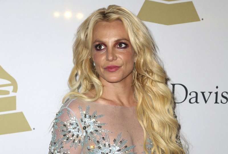 Extended restraining order sought against Spears' ex-manager