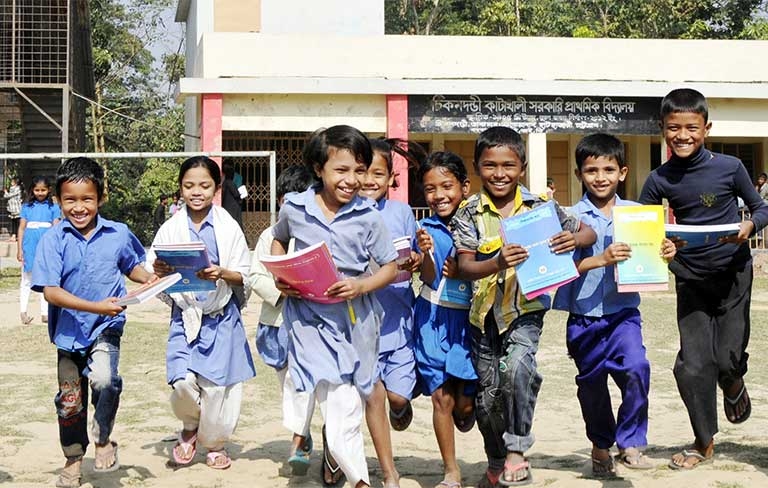 KSA donates dates to support Bangladeshi schoolchildren 