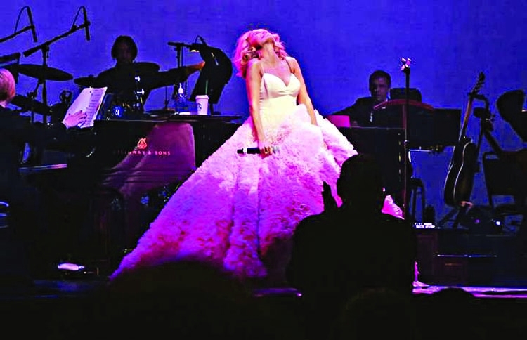 Kristin Chenoweth offers musical testament to women's empowerment 