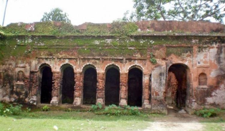 The ruins of Raja Shitaram Palace