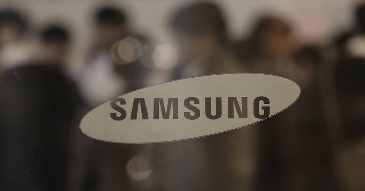 Samsung predicts smaller-than-expected drop in profit