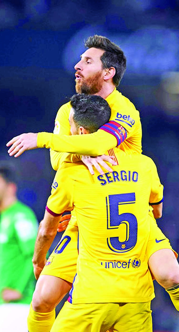 Messi leads thrilling Barca at Betis
