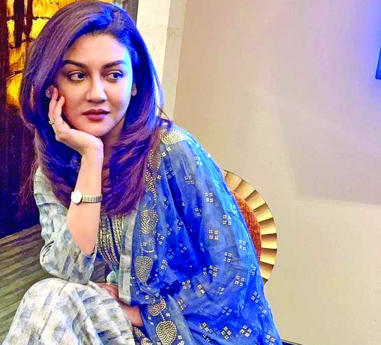 Jaya Ahsan starrer film 'Konttho' hits Hoichoi