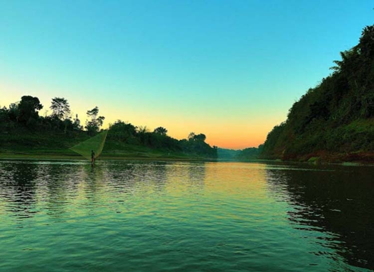 O my sweet home Chittagong of good old days!