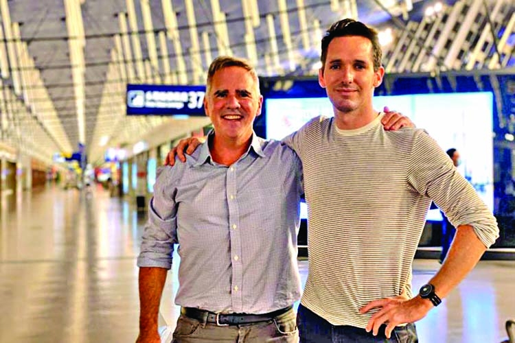 Australian correspondents  pulled out of China