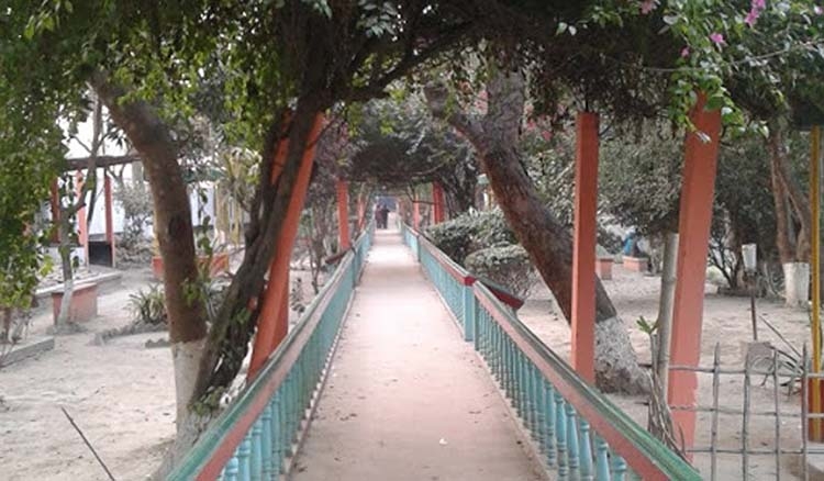 Arshinagar park and mini zoo