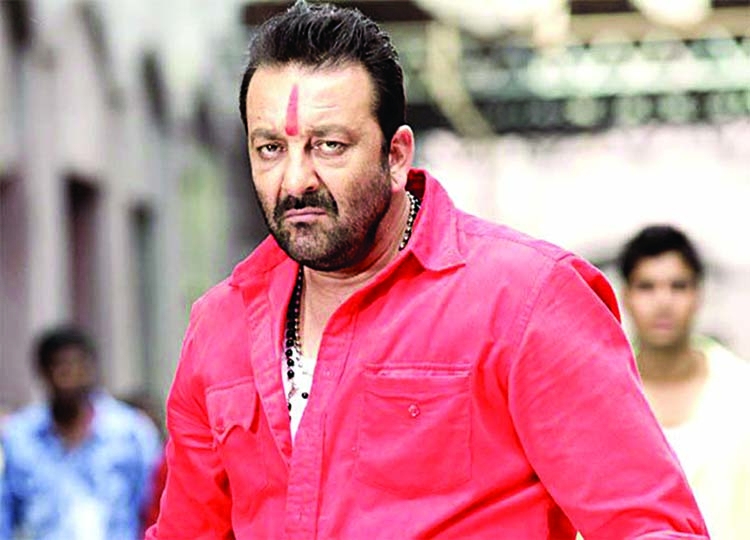 Sanjay Dutt declares victory over cancer