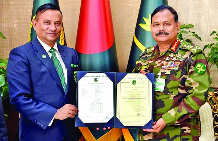 Army chief achieves PhD degree