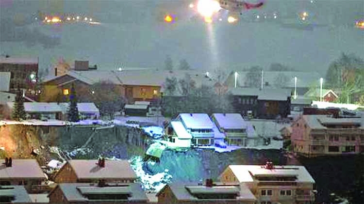 Record-setting 'bomb cyclone' batters Alaska's Islands 