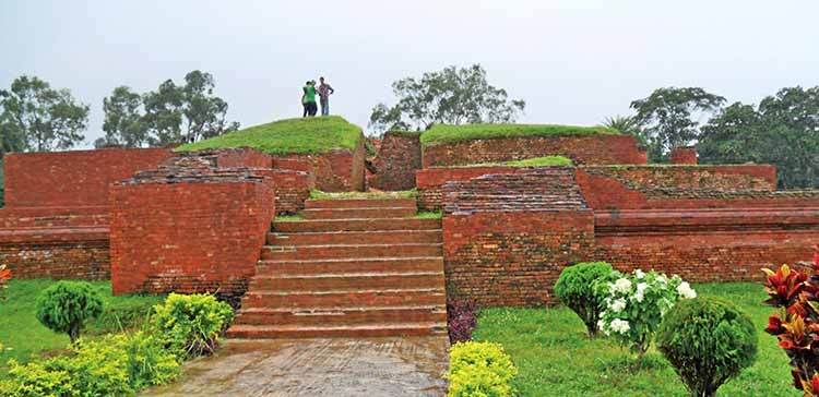 Shalban Vihara and Museum in Mainamati