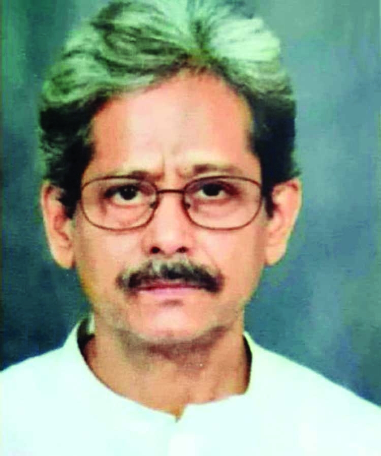 Kashinath Roy, a wieldy poet-teacher, passed away