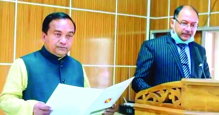 Newly elected Nakla mayor, councilors take oath