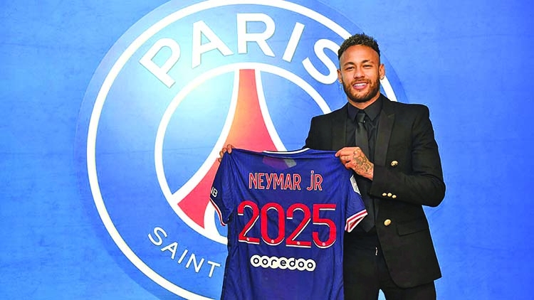 Neymar signs contract extension to 2025 with PSG