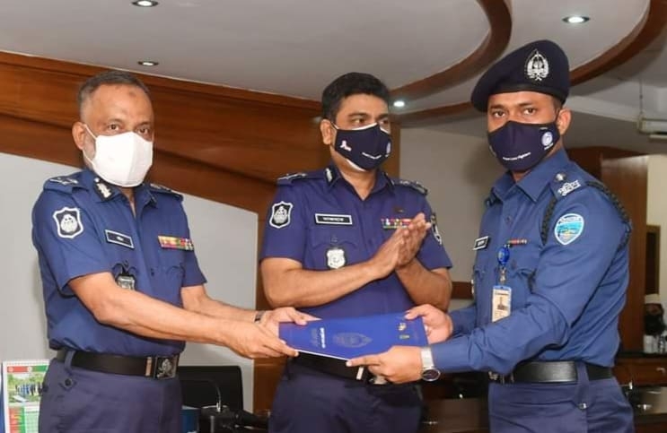 ASP Jewel Rana gets 'National Integrity Award'  