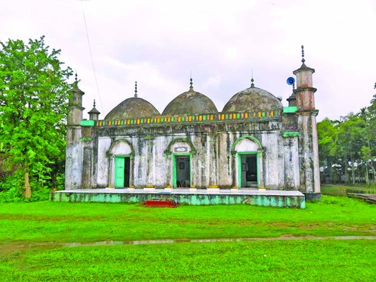 Isha Kha Jongolbari and Mosque