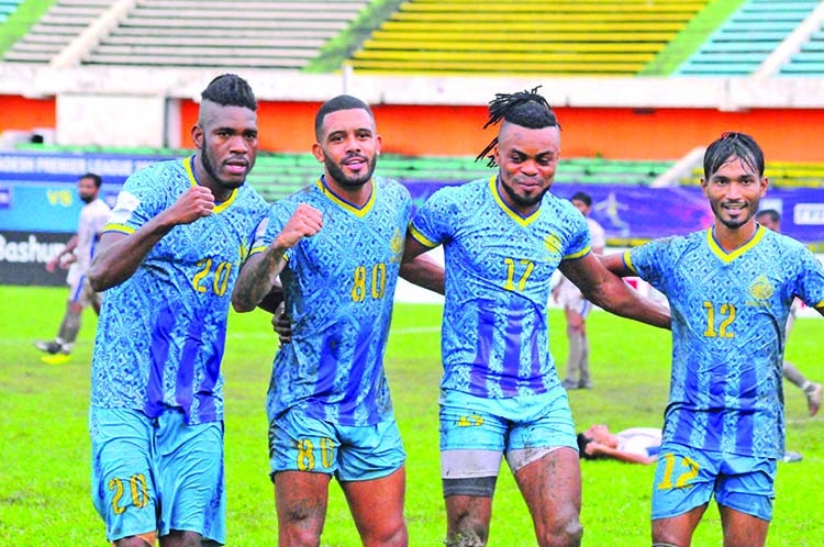 Dhaka Abahani go goal feast