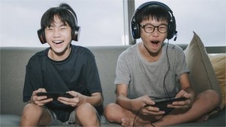  China cuts children's online gaming to one hour