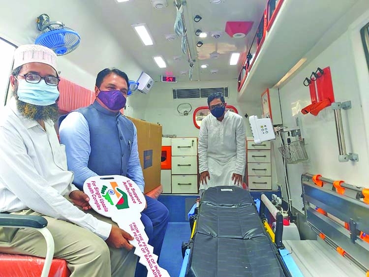 Indian HC hands over Life Support Ambulance to Singra Upazila Heath Complex