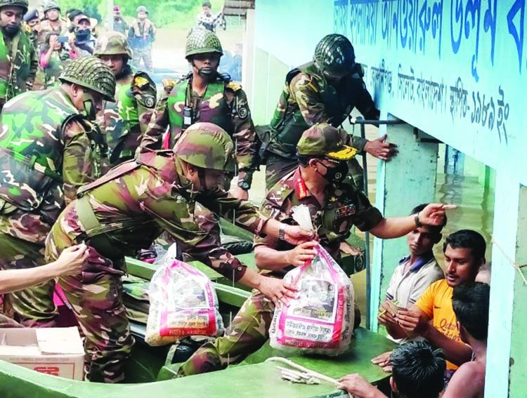 Army Chief visits flood-affected areas in Sylhet