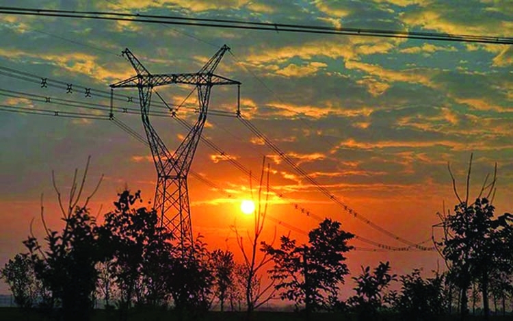 Power demand in China sets new records