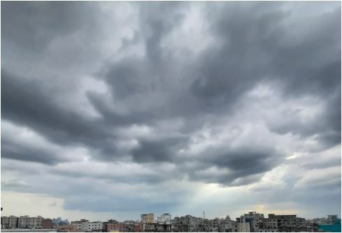 Light to moderate rain likely