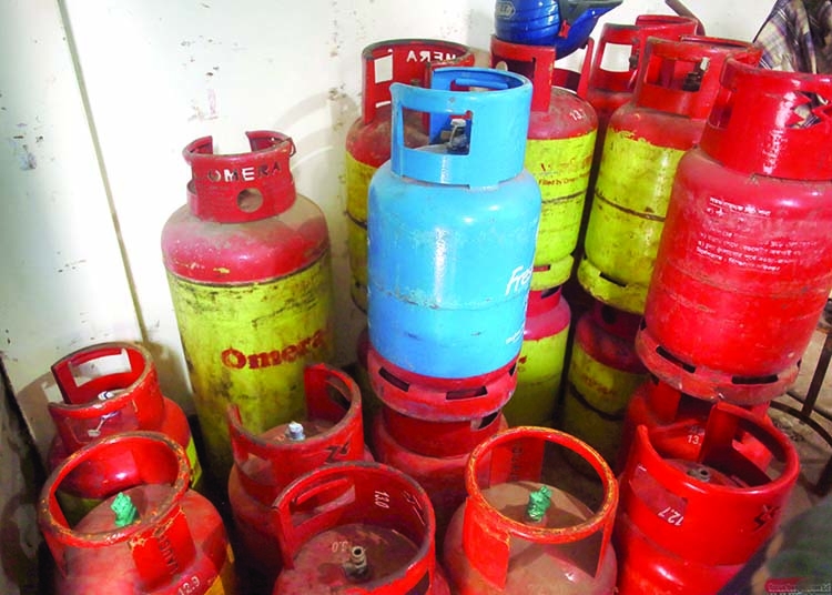 lpg-price-raised-by-4-24pc-or-the-asian-age-online-bangladesh