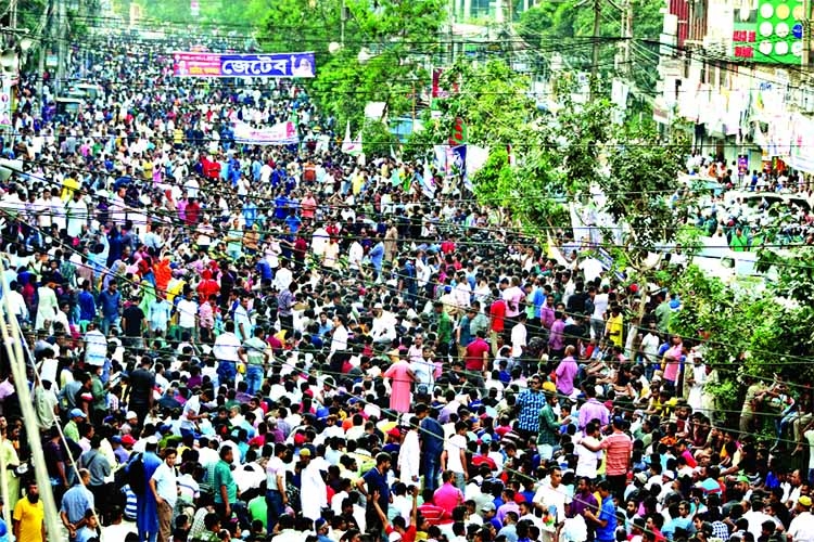 country-s-economy-on-the-brink-of-collapse-bnp-or-the-asian-age-online-bangladesh