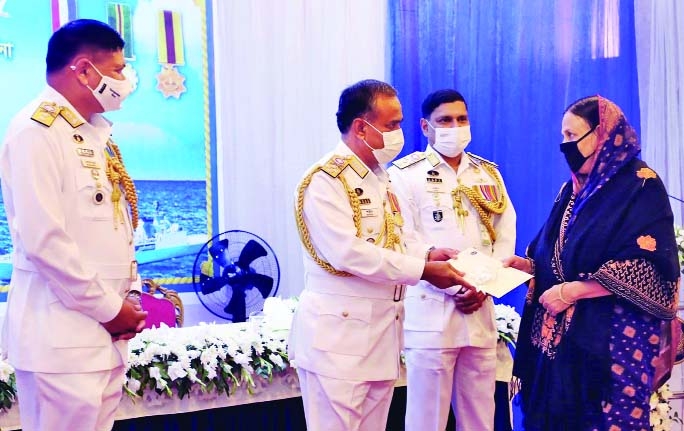 Reception and medals accorded to FFs and BN members