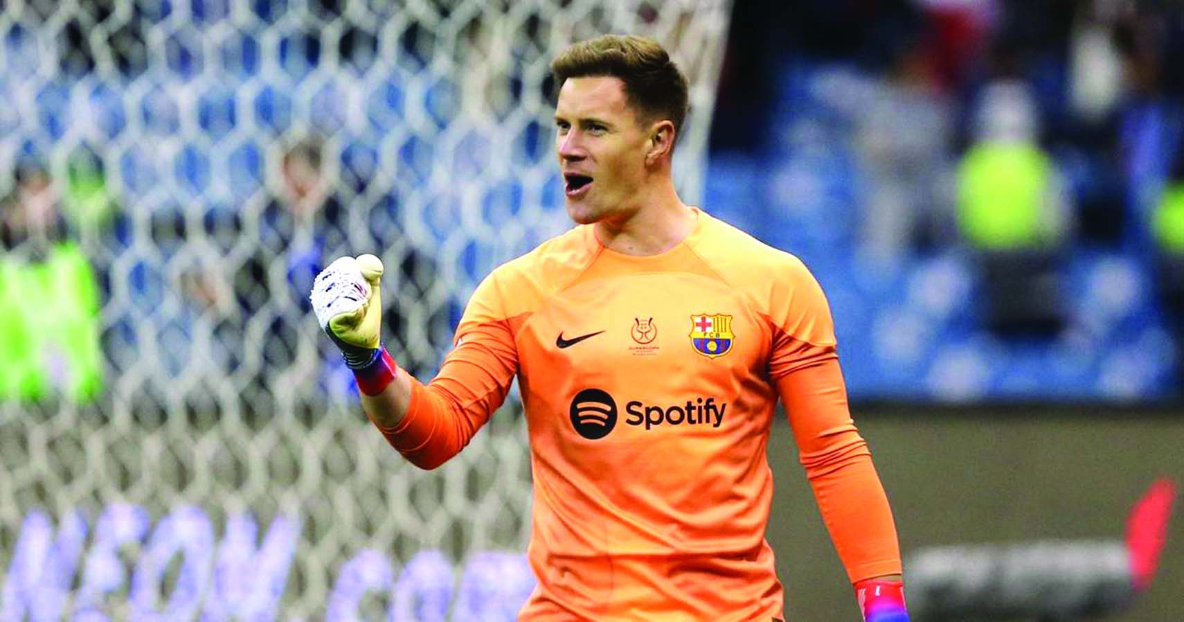 TerStegen shines as Barcelona reach Super Cup final after shootout win