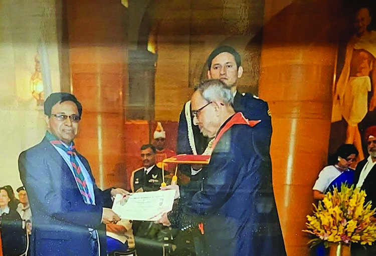 An Efficient Official with Integrity and Clean Image