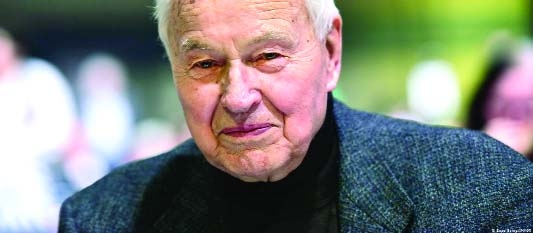 Modrow Hans Modrow, last communist PM of East Germany, dies at 95 | The Asian ...