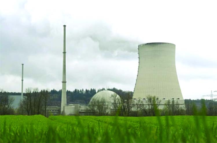 Germany ends nuclear era as last reactors power down