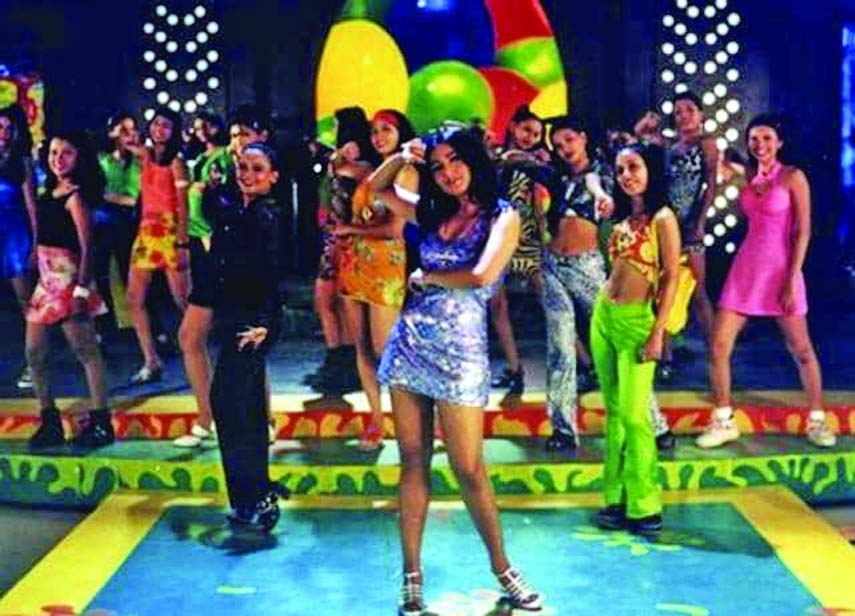 Kajol asks Rani Mukerji about her Koi Mil Gaya outfit