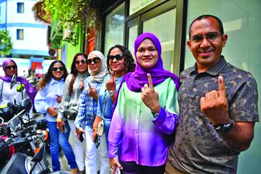Brisk polling in keenly contested Maldives presidential vote
