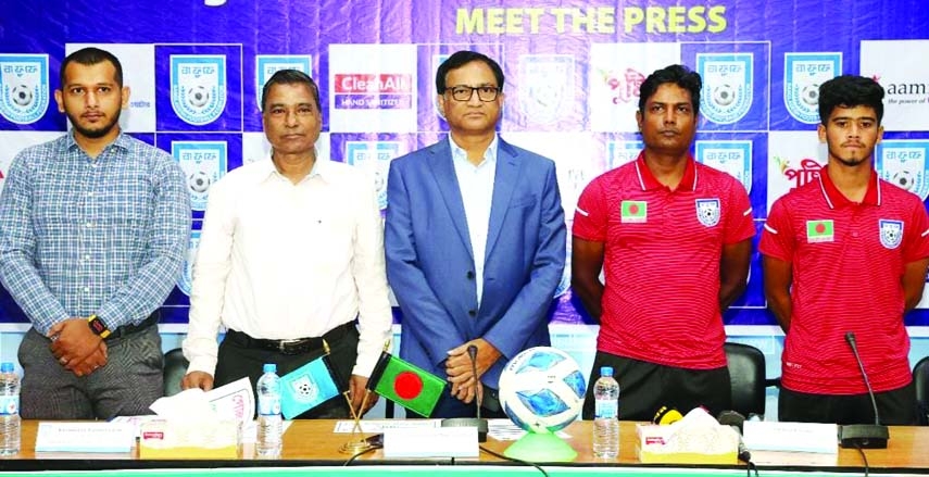 Bangladesh U-19 football team leaves for Nepal Tuesday