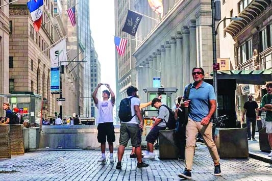 US economy grows at fastest rate in nearly two years | The Asian Age ...