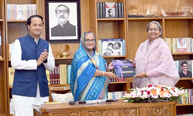 HSC results handed over to PM