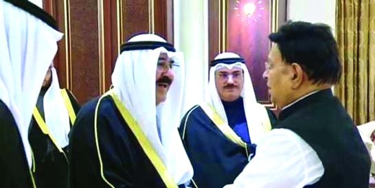 Foreign Minister attends condolence event in Kuwait over Amir's death