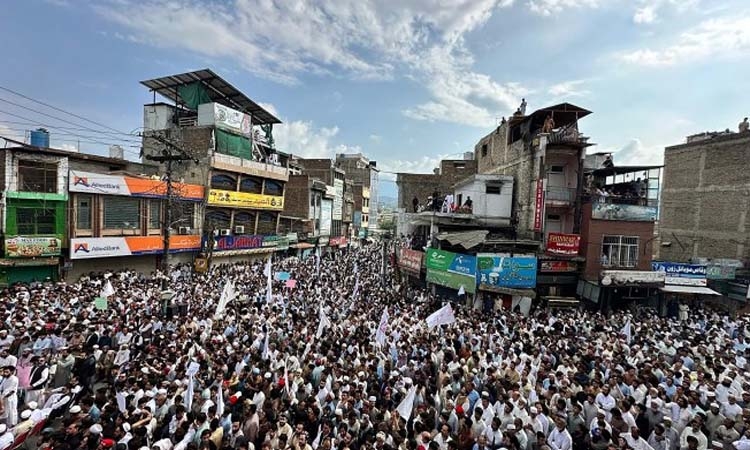 Pakistan witnesses rising journalist killings amid political turmoil and censorship