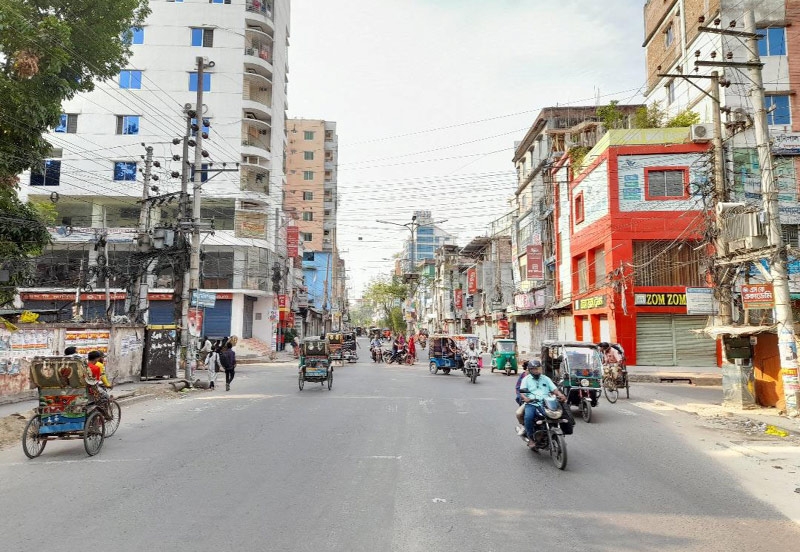 Banani-Matidali road repairing works halt due to non-approval