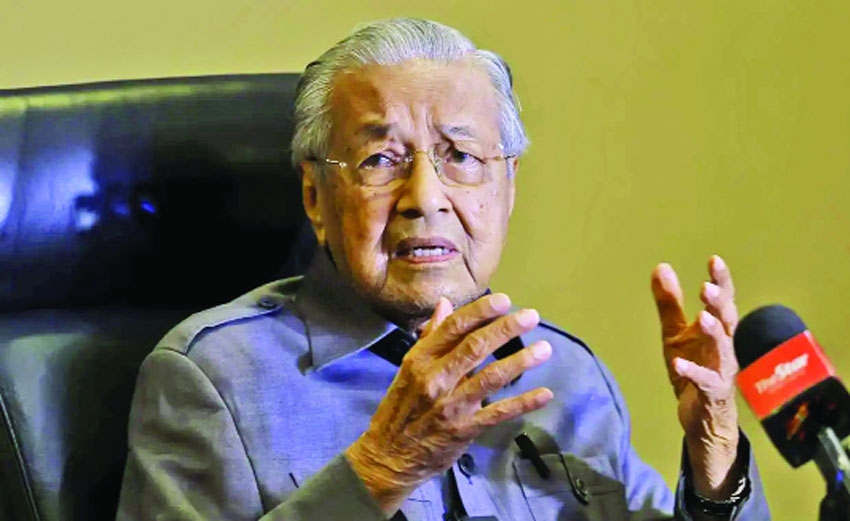 Mahathir Mohamad Voices Concern Over Fragile Unity Among Bangladeshis