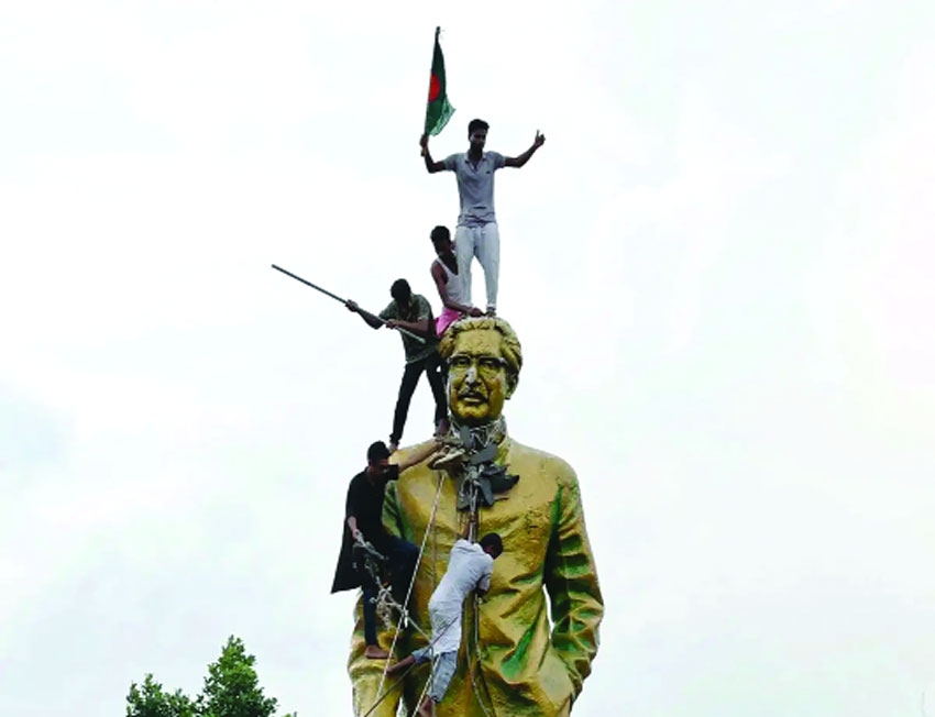 Around 1500 statues and murals demolished since August 2024